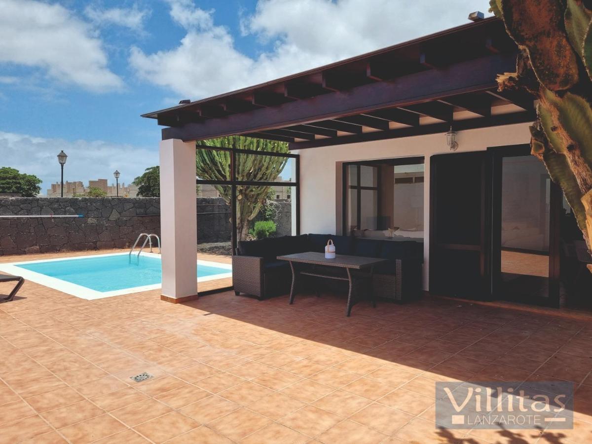 Villa Bermeja 25 By Villitas Плая Бланка Екстериор снимка